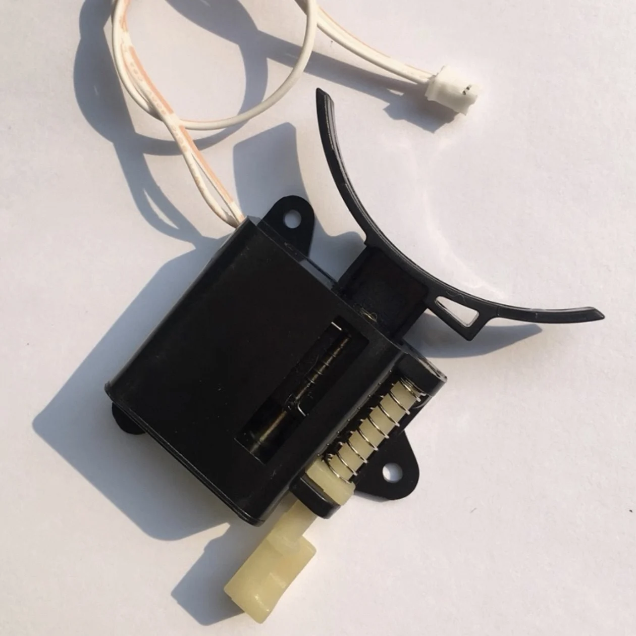 Akcesoria do inteligentnych za – Smart Door Lock recenzja i cena